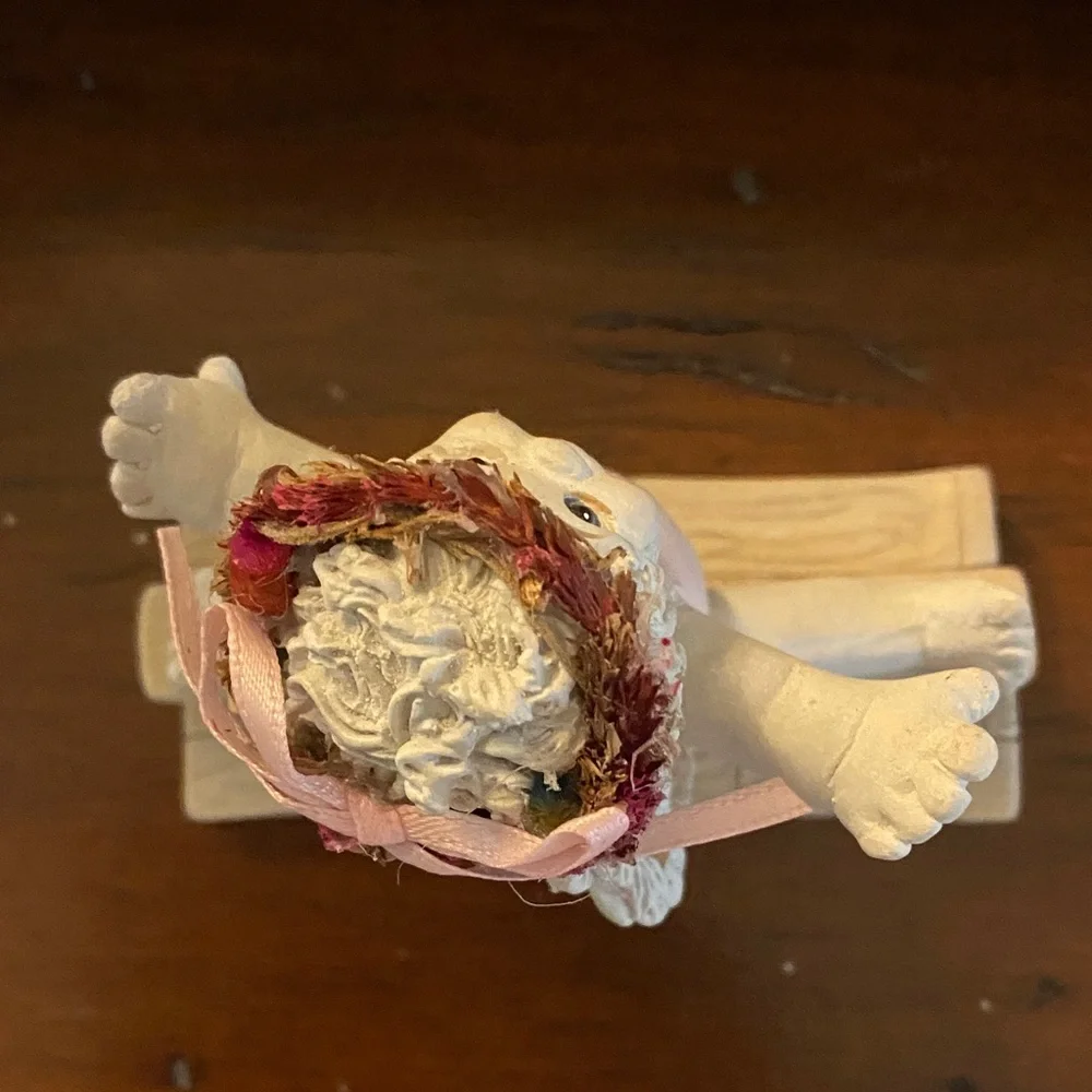 Vintage Delightful Angelic Sculpture with Pink and White Accents - Picture 4 of 4